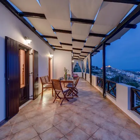 Vera Vista Ano Syros